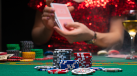 สมัครสมาชิก UFABET แจกเครดิตฟรี และโบนัสให้กับสมาชิกแบบไม่มีอั้น